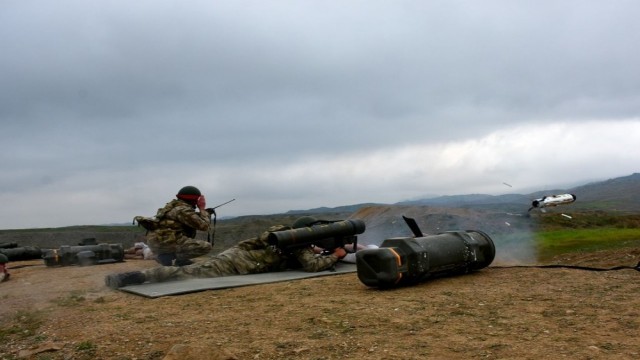 Tanksavar eğitiminde tam isabet