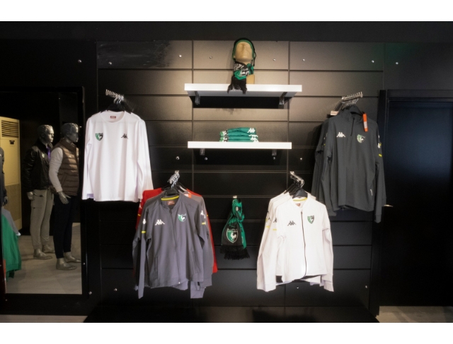 Denizlispor Store mağazası yeniden hizmete açıldı