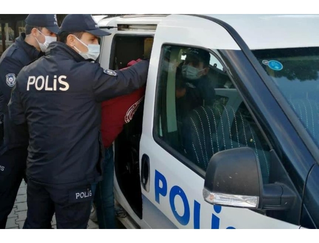 Dolandırıcılar kendini polis olarak tanıttı, kimlik bilgileriyle 190 bin TL dolandırdı