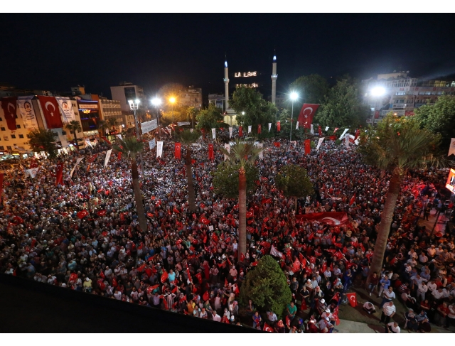 Başkan Zolan: "Kıyamete kadar ülkemize sahip çıkacağız"