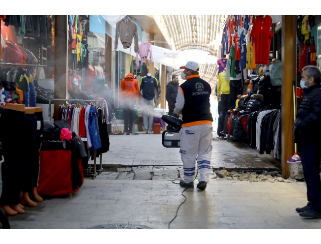 Büyükşehir dezenfeksiyon çalışmalarını yoğunlaştırdı