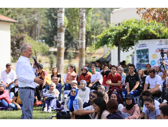 Başkan Zolan, gençlerle buluştu