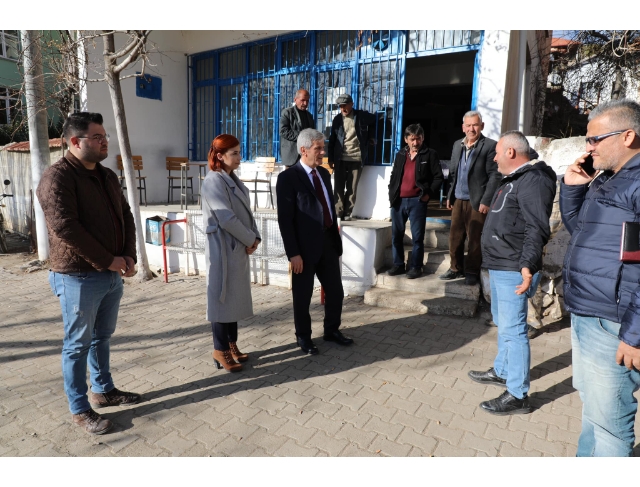 BAŞKAN ŞEVKAN : “HİZMETLERİMİZ İLE KIRSAL MAHALLELERİMİZİN DE KADERİ DEĞİŞİYOR”