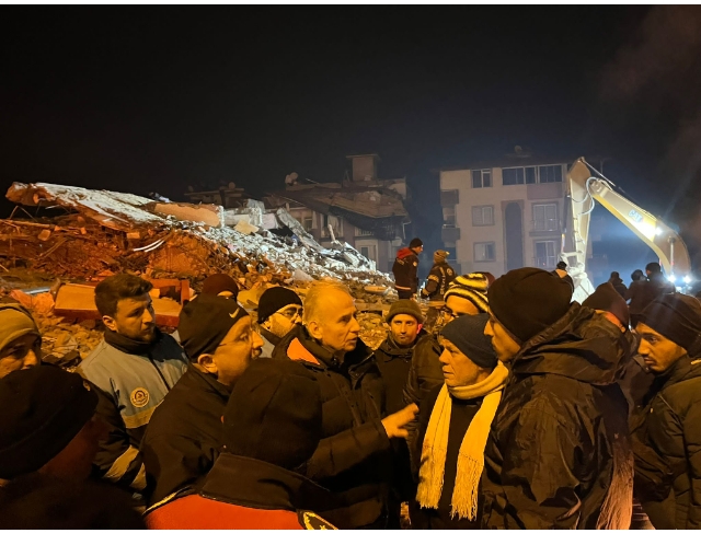 Denizli Büyükşehir, Hatay’ı yalnız bırakmadı