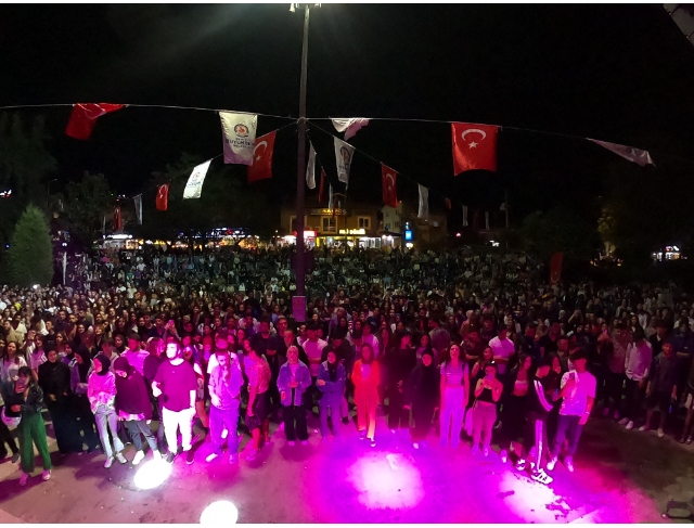 Büyükşehirin Gençlik Festivali başladı