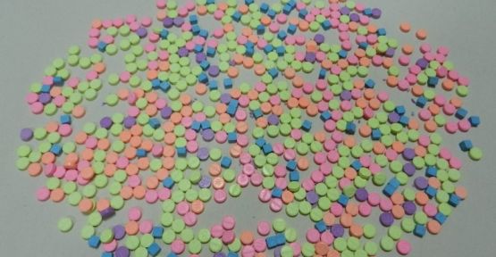 669 ADET ECSTASY HAP ELE GEÇİRİLDİ