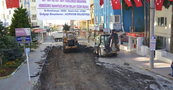 ACIPAYAM ESKİ HASTANE CADDESİNDE ÇALIŞMALAR BAŞLADI 