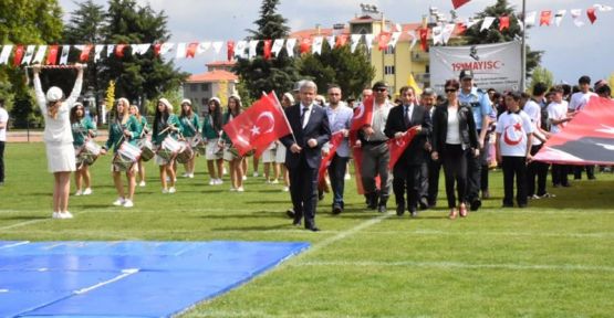 ACIPAYAM'DA 19 MAYIS ATATÜRK'Ü ANMA GENÇLİK VE SPOR BAYRAMI KUTLANDI