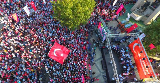 Bakan Zeybekci: “Bunlara lağım faresi demek, farelere hakarettir”