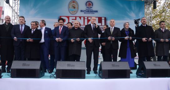 Cumhurbaşkanı Erdoğan Denizli’de 275 projeyi hizmete sundu