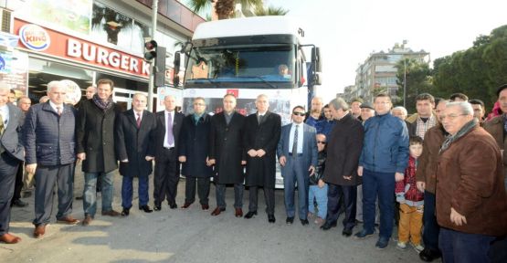 Denizli Valiliği Halep’e 11 TIR yaşam malzemesi gönderdi