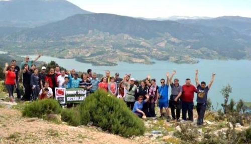 Doruk Doğa Gezginleri, Denizli'de Arapapıştı Kanyonu’nu gezdi