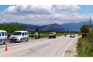 Eşini bıçaklayıp cezaevine giren baba, tahliye olunca oğlunu öldürdü