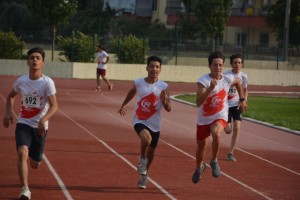 Milli sporcular, 15 Temmuz akşamı zincir oluşturup Denizli sancağını elden ele taşıyacak