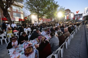 İftar sofrası Akkonak’ta kuruldu