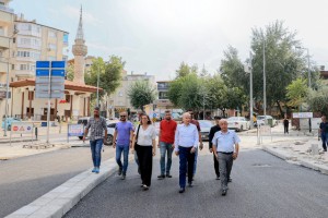 Başkan Zolan, Kayalık Caddesi’ndeki çalışmaları inceledi