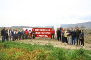 Büyükşehir destekliyor, çiftçiler daha çok kazanıyor