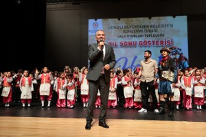 Büyükşehir’den muhteşem halk oyunları gecesi