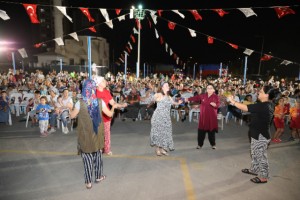 Büyükşehir ile yaz konseri coşkusu Akvadi’de