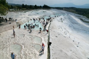 Pamukkale’de termal su debisi 30 yılda 3’te 2 azaldı