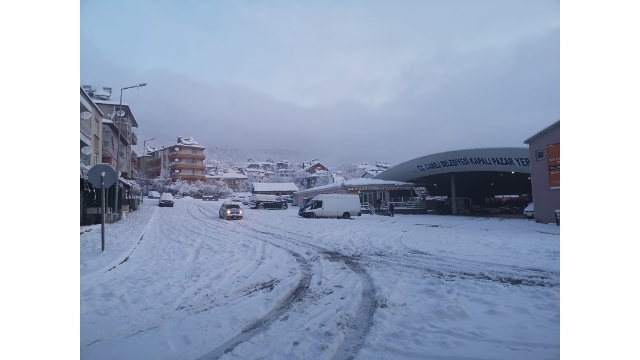 Denizli’de 3 ilçede okullara kar tatili