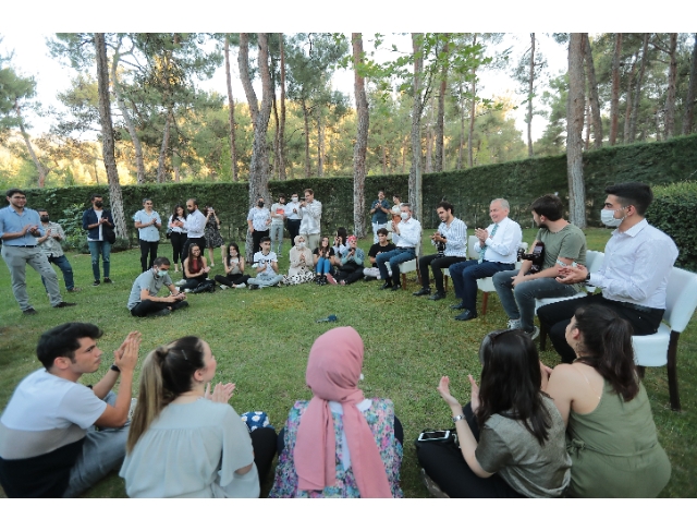 Başkan Osman Zolan’dan gençlere altın değerinde tavsiyeler