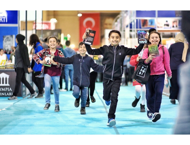 Büyükşehir Belediyesi 4. Kitap Fuarı kapılarını açılıyor