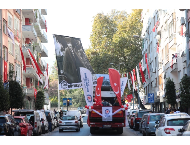 Cumhuriyet Bayramı TIR'ıyla bayram coşkusu tüm kenti sardı