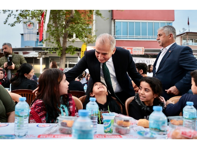 Büyükşehir’in gönül sofrası Sevindik’te kuruldu