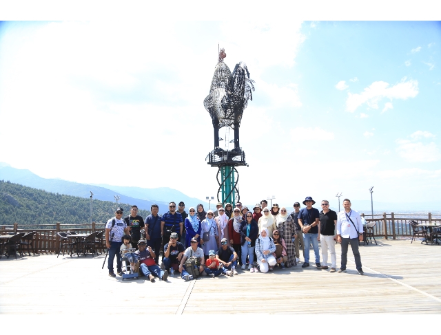 Malezyalı turizmciler Pamukkale Seyir Tepesine hayran kaldı