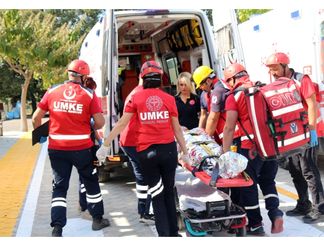 Denizli UMKE, 146 gönüllü sağlık çalışanı ile görev başında