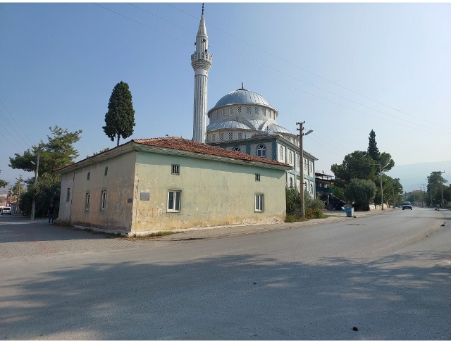 Büyükşehir tarihi Akköy Yukarı Cami’yi yeniden ayağa kaldıracak