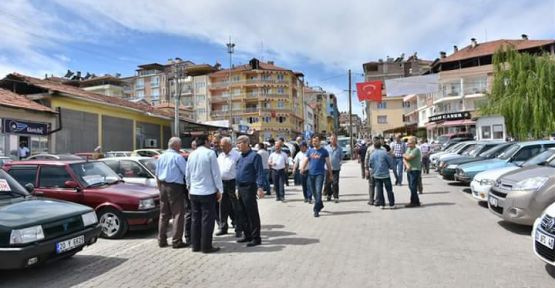 ACIPAYAM OTO PAZARINA YOĞUN İLGİ