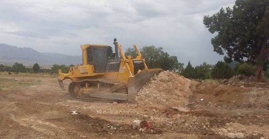 ACIPAYAM'DA MOLOZLAR TEMİZLENİYOR