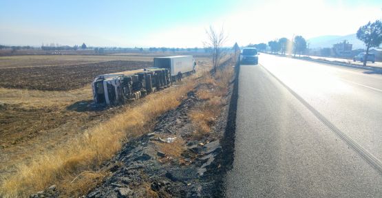 ACIPAYAM'DA TRAFİK KAZASI 