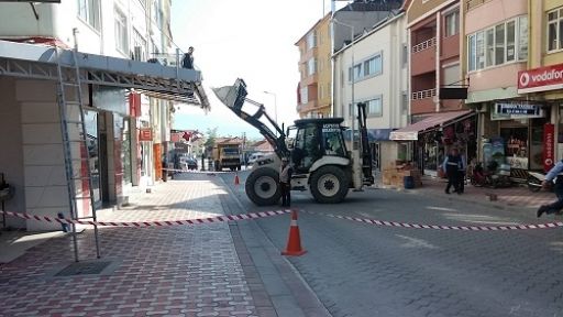 CADDE VE KALDIRIMLARA TERTİP DÜZEN GETİRİLİYOR