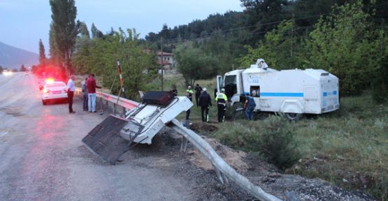 CANKURTARAN'DA TOMA KAZA YAPTI: 2 POLİS YARALI