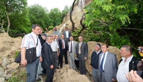 Çöken Güney Şelalesi'ne gelen suyun güzergâhı değiştirilecek