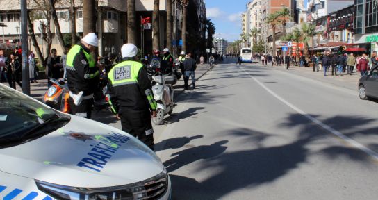 Denizli'de polis, yılbaşı için tüm tedbirleri aldı