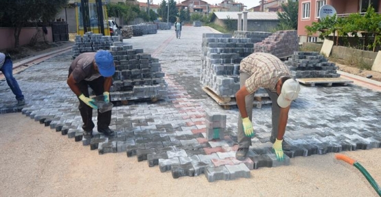 MURAT ACAR CADDESİNDE ÇALIŞMALAR SON AŞAMADA