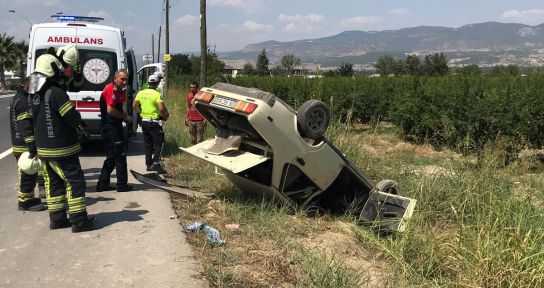 Pamukkale yolunda otomobil takla attı: 1 yaralı