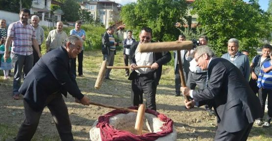 BAŞKAN ŞEVKAN KEŞKEK DÖVDÜ