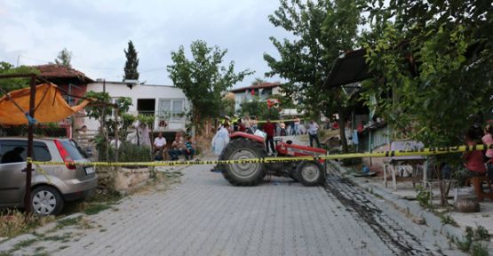 TRAKTÖR DEVRİLDİ: 1 ÖLÜ