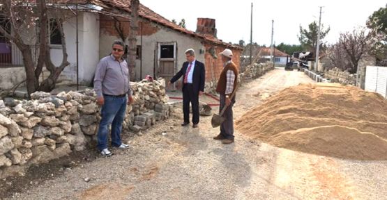 UCARI MAHALLESİNDE ÜST YAPI ÇALIŞMALARI BAŞLADI