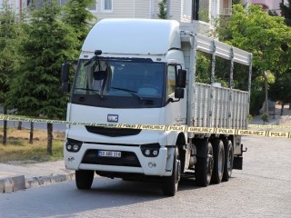 Korona virüs test sonucunu beklemeden yola çıkan kamyon şoförü yakalandı