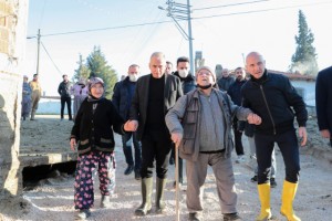 Başkan Zolan, Sarayköy’de sel bölgesini ziyaret etti