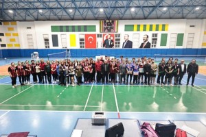 Yurtlar arası spor turnuvaları başladı