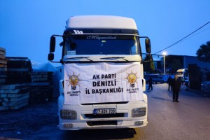 AK Parti Denizli, depremzedeler için seferber oldu