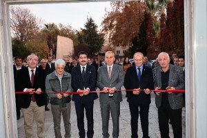 Dünyanın en küçük dokuma tezgahları burada